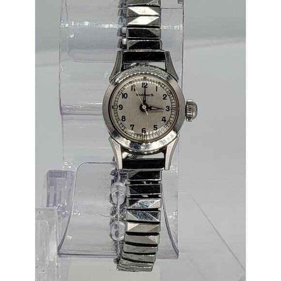 Wadsworth Swiss Made Vintage Women\'s Small Watch main image 4